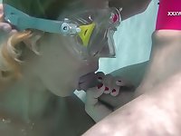 Diving instructor enjoys fucking nasty chick Samantha Cruz under the water
