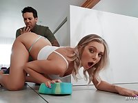 Bloke wants to fuck this mom so hard