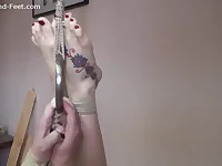 Amanda - Nude & Suspended