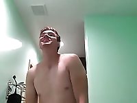 Teen boy shoots cum in his face