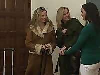 Prinzzess calls her lesbian friend for the best sex experience ever